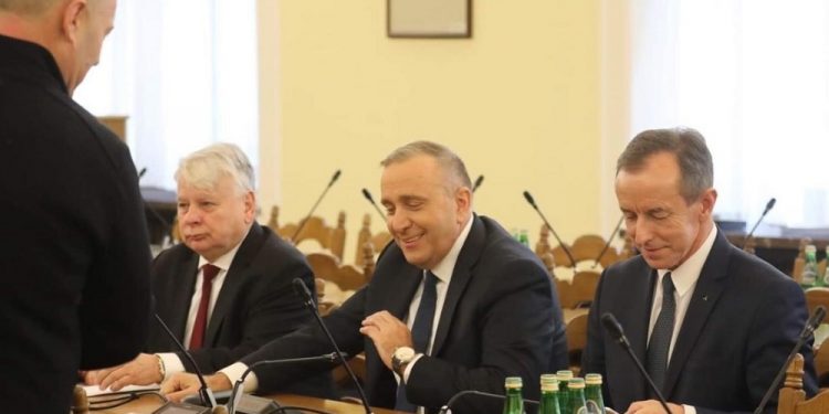 Grodzki marszałkiem Senatu. Schetyna: Chciałbym dedykować to głosowanie prezesowi Kaczyńskiemu