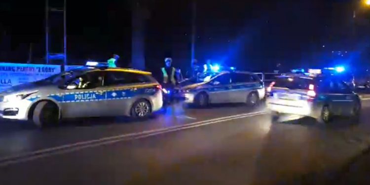 Zakopianka. Pościg za piratem drogowym i strzały