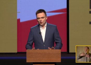 Lider SLD komentuje decyzję Hołowni: Następny dziennikarz z TVN-u, który startuje na prezydenta