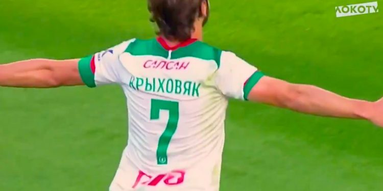 Lokomotiw przypomina fantastyczną „bombę” Krychowiaka. „Po prostu kosmos” [WIDEO]