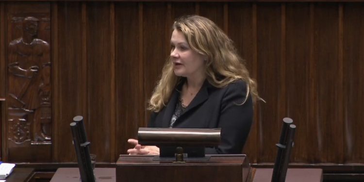 Piekarska chce emerytur dla psów z policji i wojska