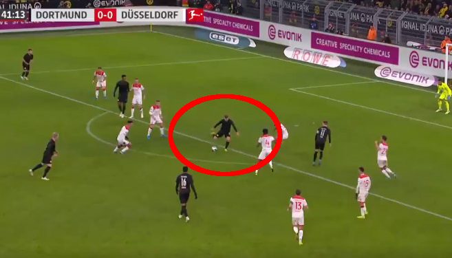 Piszczek zachwycił asystą! Borussia gromi rywali