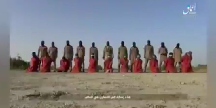 „Zemsta za al-Bagdadiego”. Tzw. Państwo Islamskie publikuje nagranie z egzekucji chrześcijan [WIDEO]