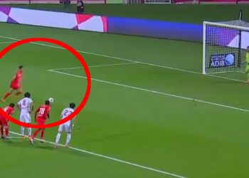 Fatalny rzut karny! Nagranie tej pomyłki podbija sieć [WIDEO]