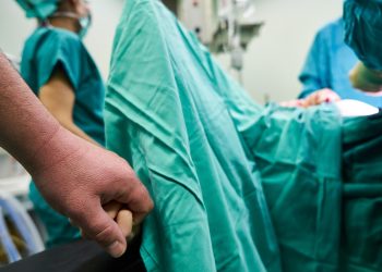 Mózg jest świadomy nawet kilka godzin po śmierci? Przerażające wyniki badań