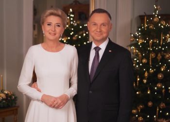 Prezydent i Pierwsza Dama złożyli życzenia Polakom. „Pamiętajmy w te Święta o potrzebujących”