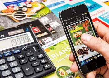 Wkrótce smartfony mogą być za darmo. Wystarczy, że użytkownik zgodzi się na oglądanie reklam?