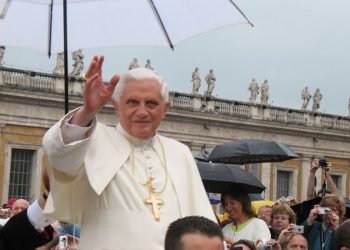 Benedykt XVI przerywa milczenie. Poruszające słowa: „Jestem starym człowiekiem u kresu życia”