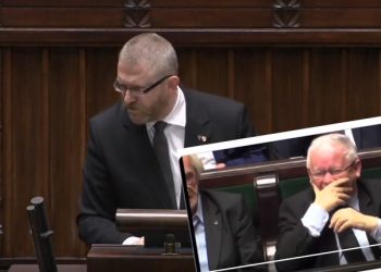 Braun zaliczył wpadkę w Sejmie. Kaczyński nie wytrzymał ze śmiechu [WIDEO]