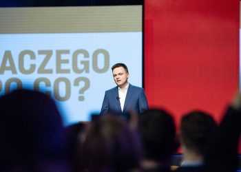 Hołownia przedstawił jednego z doradców. „O pieniądzach wie wszystko”