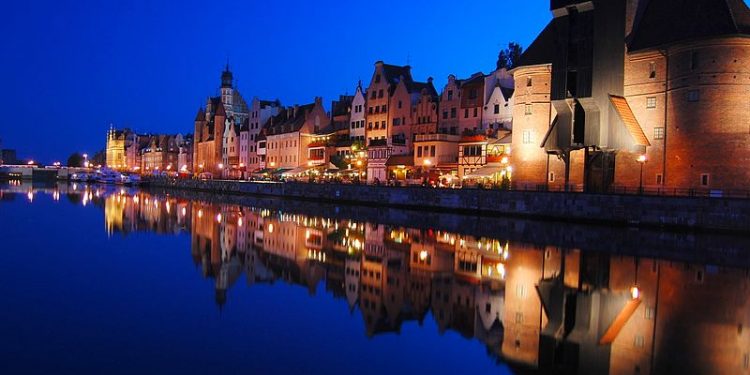Gdańsk. W rzece znaleźli zwłoki kobiety