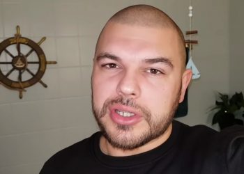 Raper Tau znów wywołał kontrowersje. Skomentował pożary w Australii. „To konsekwencje grzechów” [WIDEO]