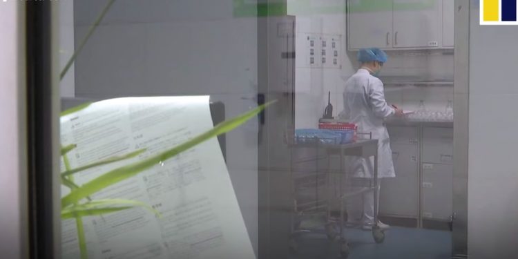 W Wuhan działa tajemnicze laboratorium. To ono było źródłem koronawirusa?