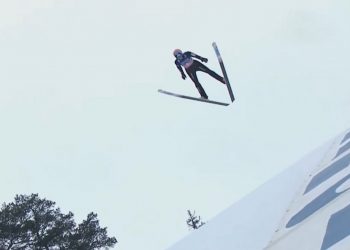 Innsbruck: Kapitalny występ Dawida Kubackiego. Polak liderem Turnieju Czterech Skoczni!