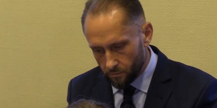 Durczok przerywa milczenie. Dziennikarz mówi o swojej chorobie alkoholowej: „Nie piję 4 miesiąc”