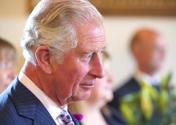 Książę Karol zignorował wiceprezydenta USA? Reaguje Biały Dom i Pałac Buckingham
