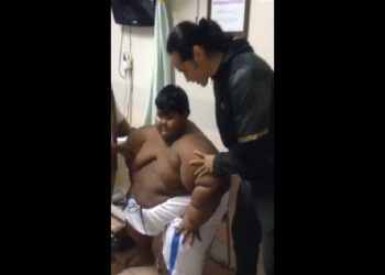 Mając 10 lat, ważył prawie 200 kg. Dziś nie przypomina siebie z przeszłości [WIDEO]