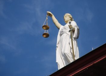 iustitia praworządność