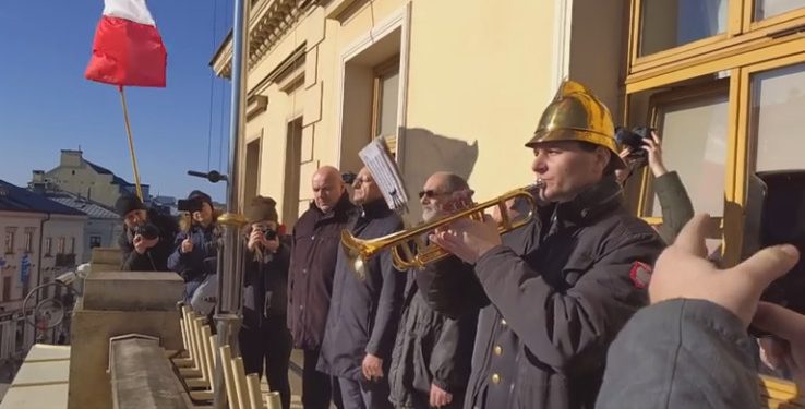 Lublin upamiętnił Romualda Lipko. Trębacz zagrał „Jolka, Jolka” [WIDEO]