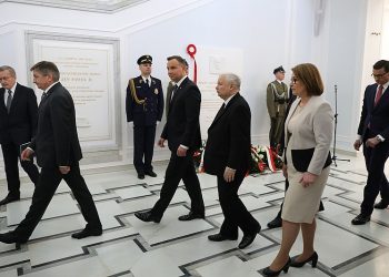 Morawiecki, Duda i Kaczyński polecą do Smoleńska? „Trwają rozmowy”