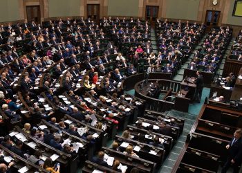 sejm posłowie parlament