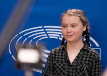 greta thunberg w PE