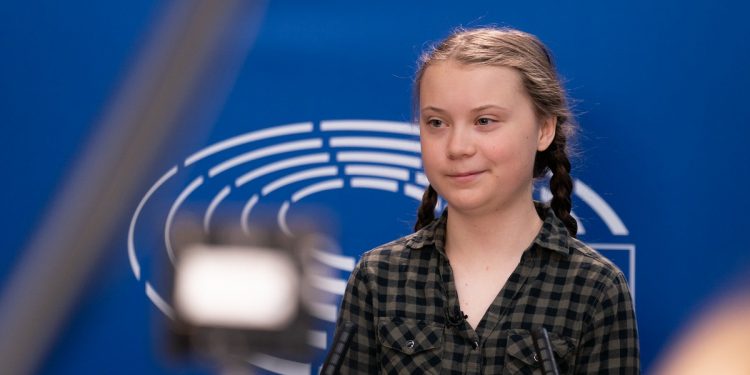 greta thunberg w PE