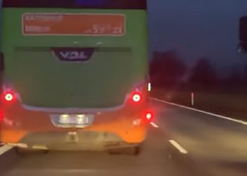 autobus na A4 pod Legnicą