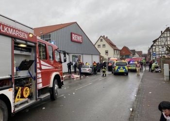 Niemcy. Samochód wjechał w uczestników parady karnawałowej