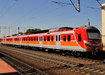 Kobieta z objawami koronawirusa podróżowała pociągiem. Sanepid szuka współpasażerów