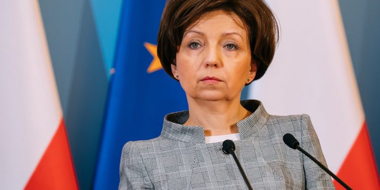 500 plus zostanie zawieszone? Jest komentarz minister rodziny