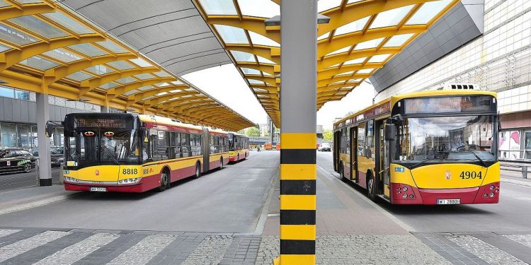 autobusy dworzec centralny