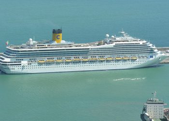 Statek Costa Fortuna utknął z powodu koronawirusa. Na pokładzie 100 Polaków