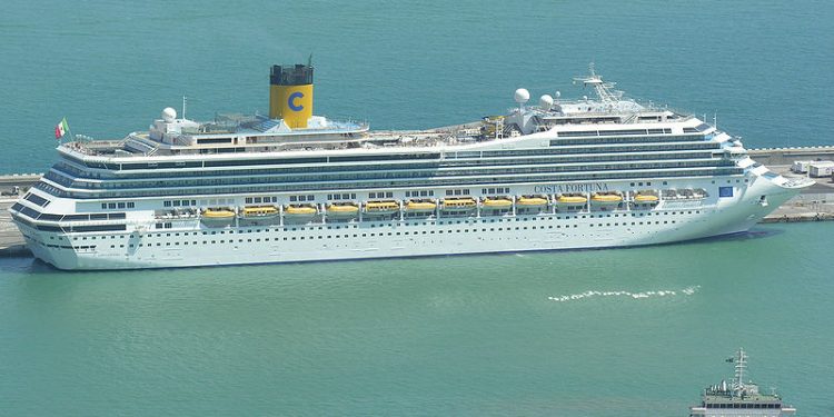 Statek Costa Fortuna utknął z powodu koronawirusa. Na pokładzie 100 Polaków