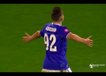 Polak ośmieszył bramkarza rywali. Fantastyczny gol! [WIDEO]