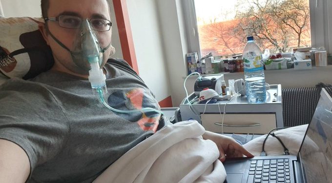 Matecki ma koronawirus. Wrzucił zdjęcie ze szpitala i krytykuje opozycję