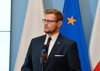 Minister z koronawirusem, Michał Woś w gorszym stanie: „Nie mam siły”