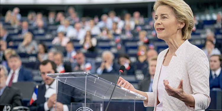 Ursula von der Leyen szefowa KE