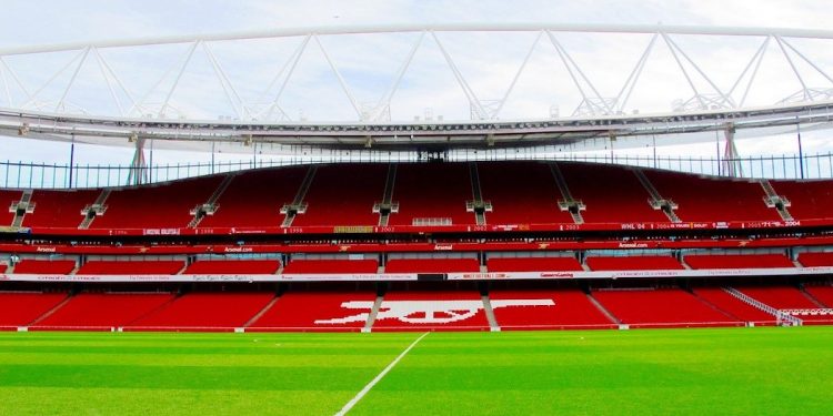 Trener Arsenalu Londyn zarażony koronawirusem. Co z rozgrywkami?