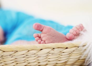 Noworodek zarażony koronawirusem! U matki podejrzewano zapalenie płuc