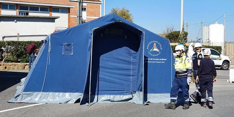 Koronawirus we Włoszech. Polska pielęgniarka relacjonuje: „Cmentarze są przepełnione”