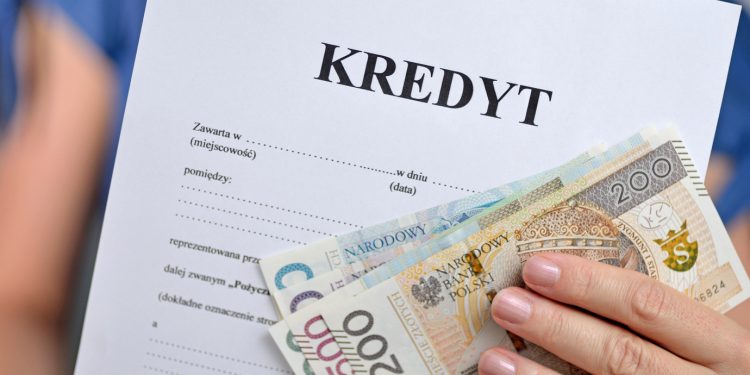 Kredyt gotówkowy a konsolidacyjny – wyjaśniamy różnice