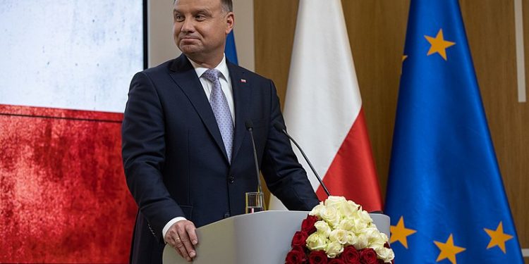 Duda: „Zwolnić wszystkich przedsiębiorców z płacenia ZUS”