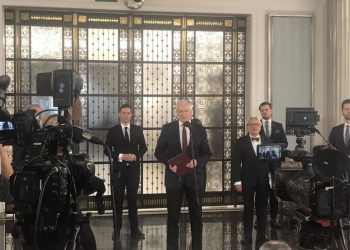 Gowin twierdzi, że Morawiecki i Szumowski zgadzali się z nim. Wyciekł list