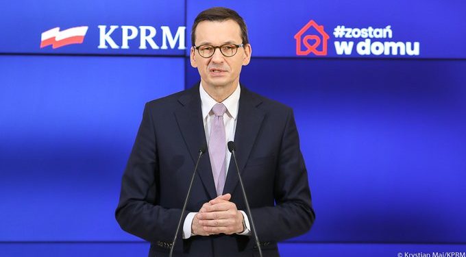 Morawiecki: Wszystkie obostrzenia przedłużone