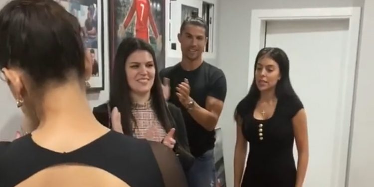 Ronaldo wywołał falę krytyki. Nie zważał na pandemię? [WIDEO]