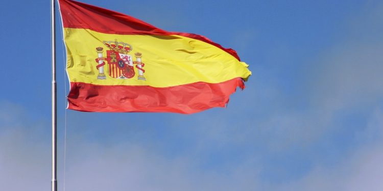 Hiszpania: premier zapowiedział wydłużenie stanu zagrożenia do 9 maja