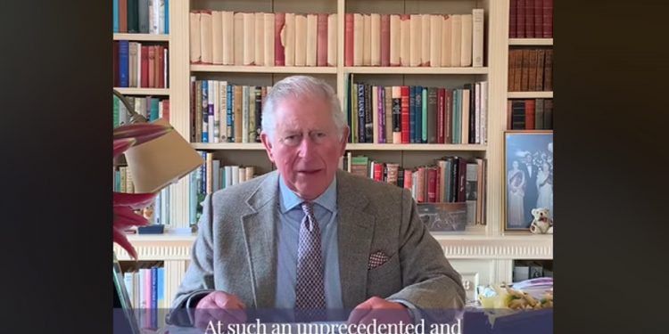 Książę Karol wyzdrowiał i zabrał głos publicznie [WIDEO]