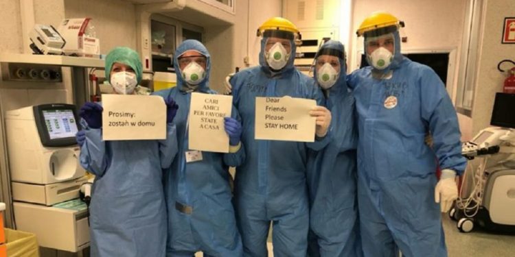 Członkowie polskiej misji medycznej