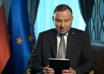 Duda „poratuje szlugiem” Żółtka? Nietypowe pytanie do prezydenta [WIDEO]